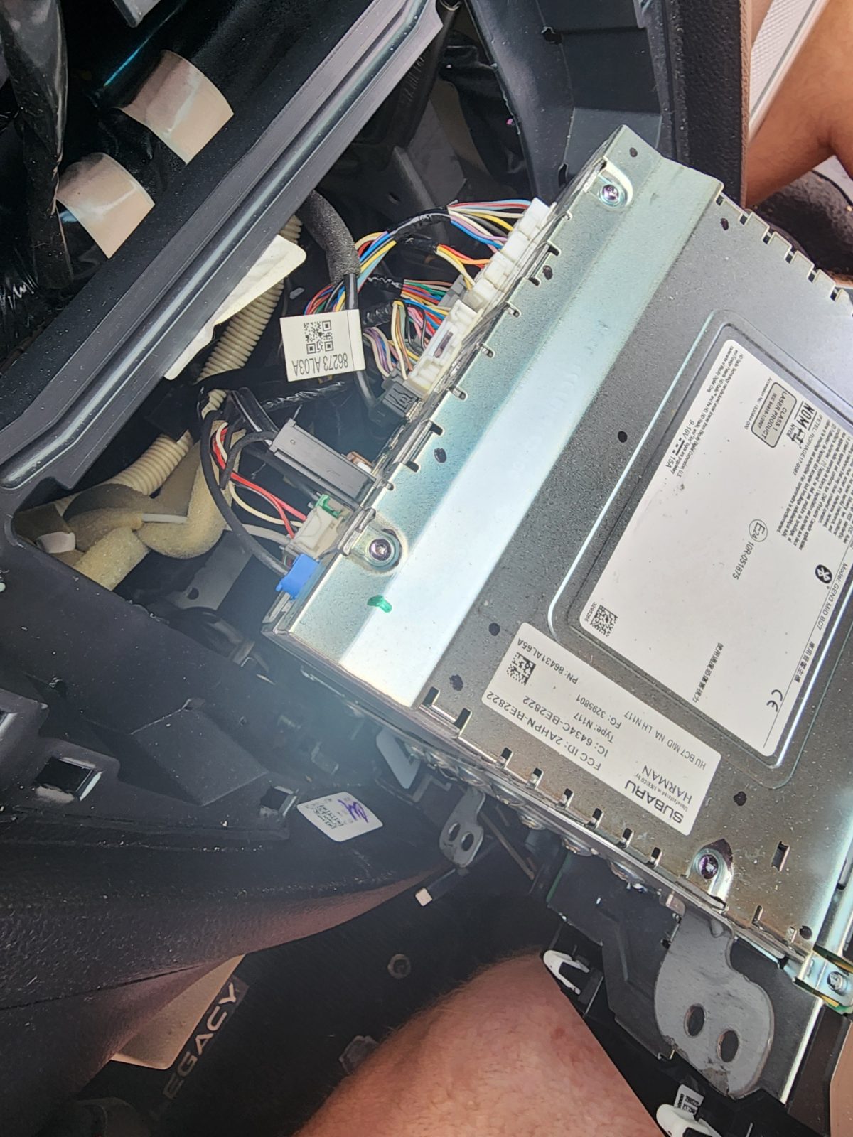 Replacing the Touchscreen Digitizer on My 2018 Subaru Legacy